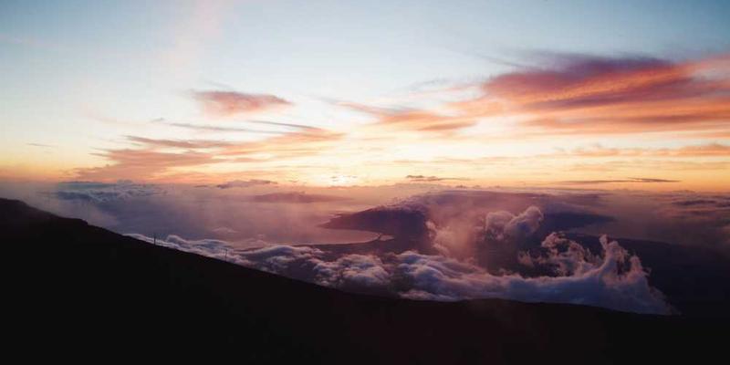 记录食物从诱人到令人反感的那个精确的“饱足临界点”