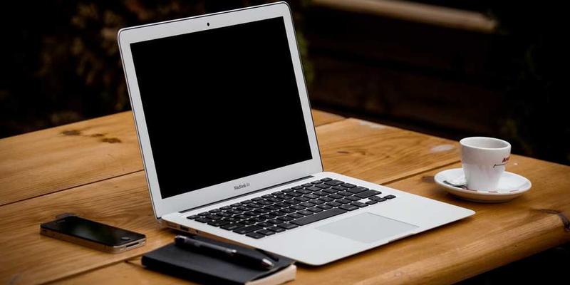 将巴赫的乐谱输入AI,让它预测音乐的未来,它输出了一段像城市噪音的宁静旋律。